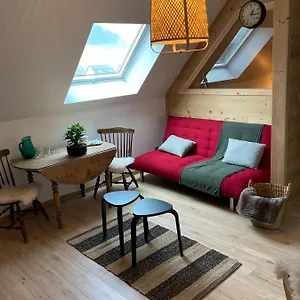 https://la-cachette.midi-pyreneeshotels.com